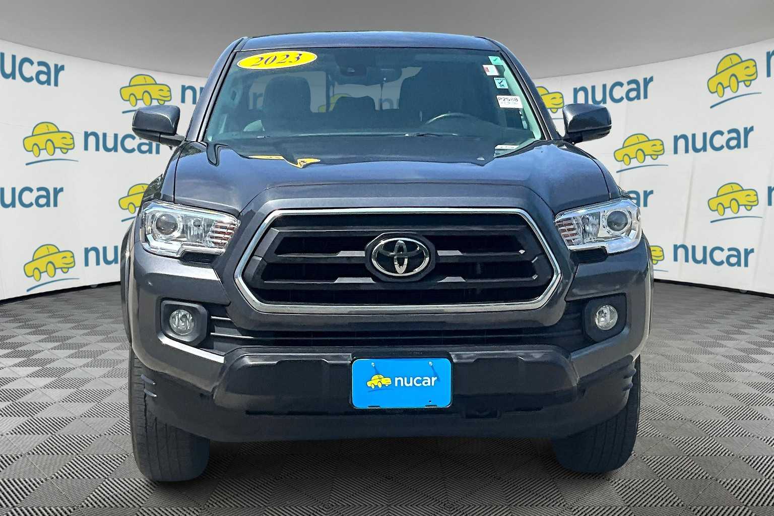 2023 Toyota Tacoma SR5 - Photo 2