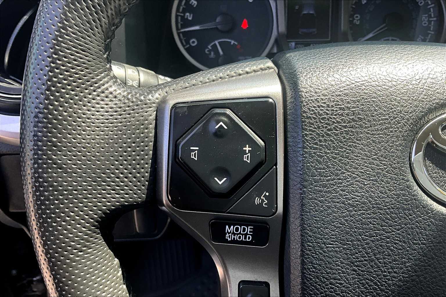 2023 Toyota Tacoma SR5 - Photo 22