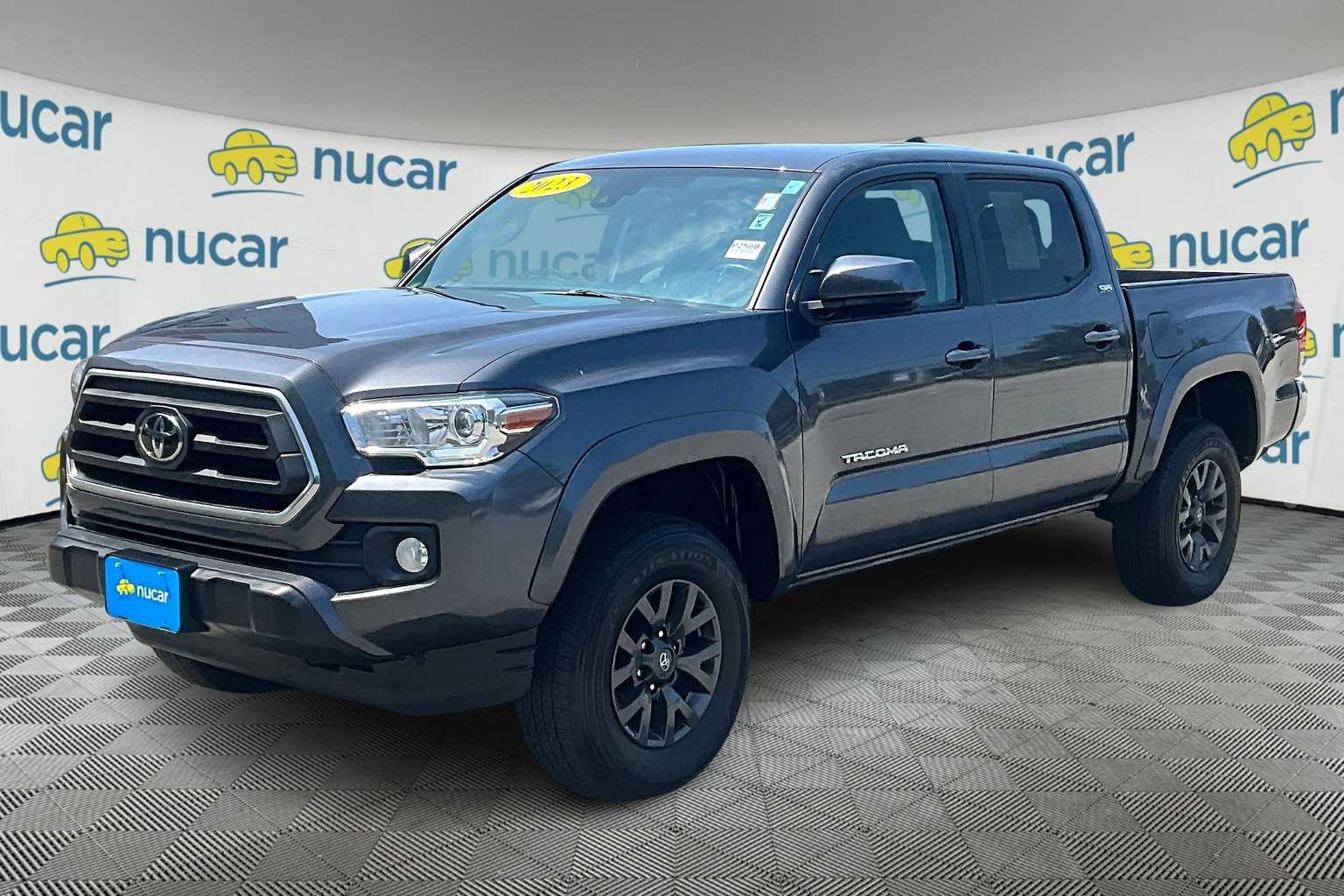 2023 Toyota Tacoma SR5 - Photo 3