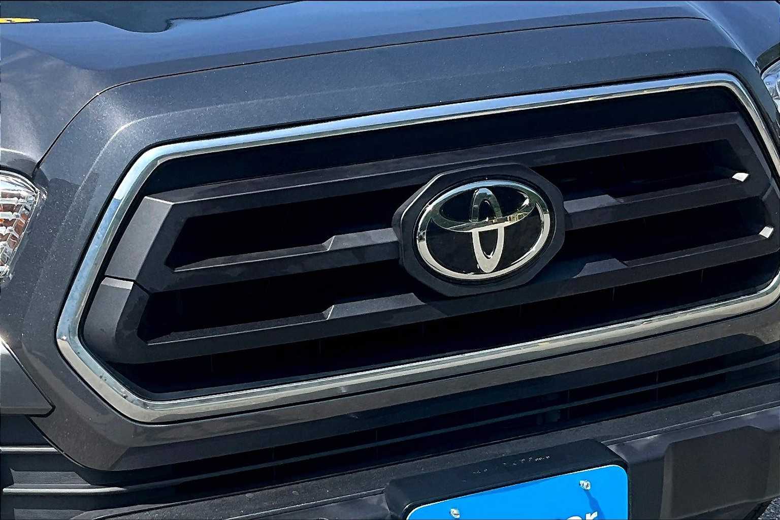 2023 Toyota Tacoma SR5 - Photo 32
