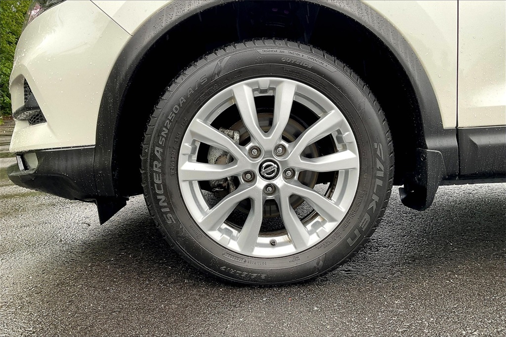 2022 Nissan Rogue Sport SV - Photo 22