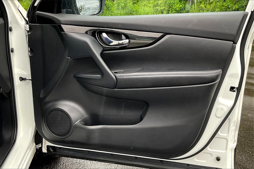 2022 Nissan Rogue Sport SV - Photo 26