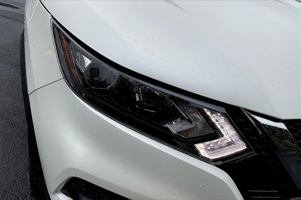 2022 Nissan Rogue Sport SV - Photo 30