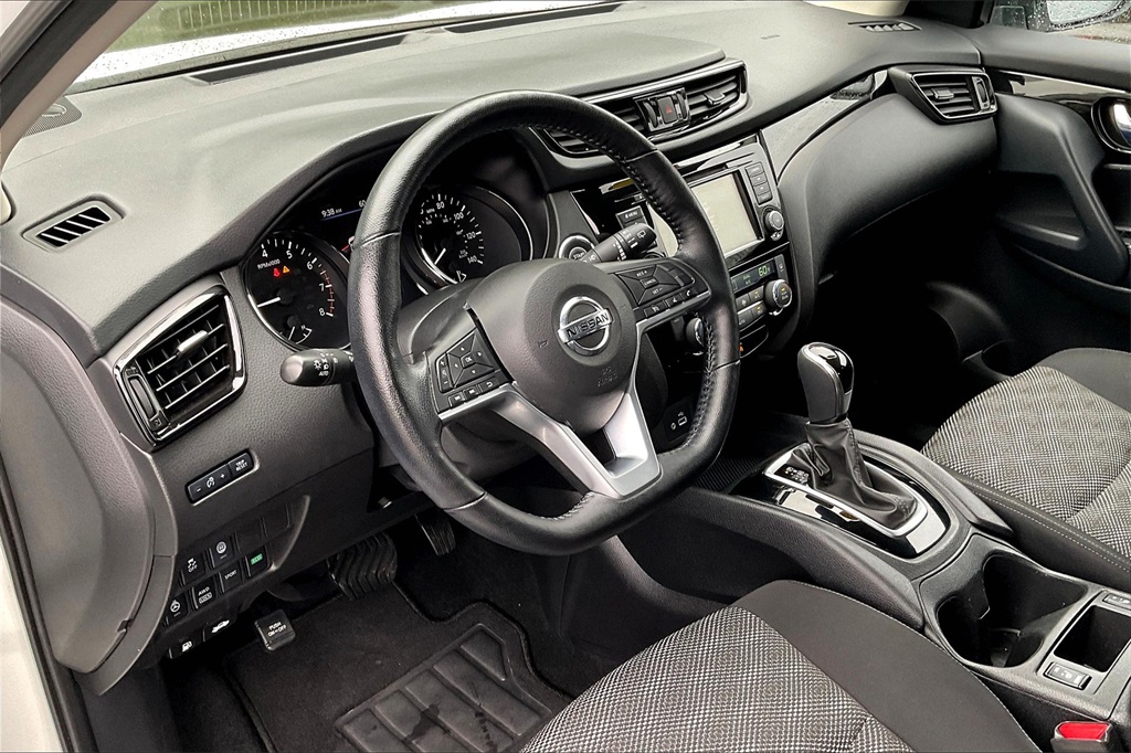 2022 Nissan Rogue Sport SV - Photo 8