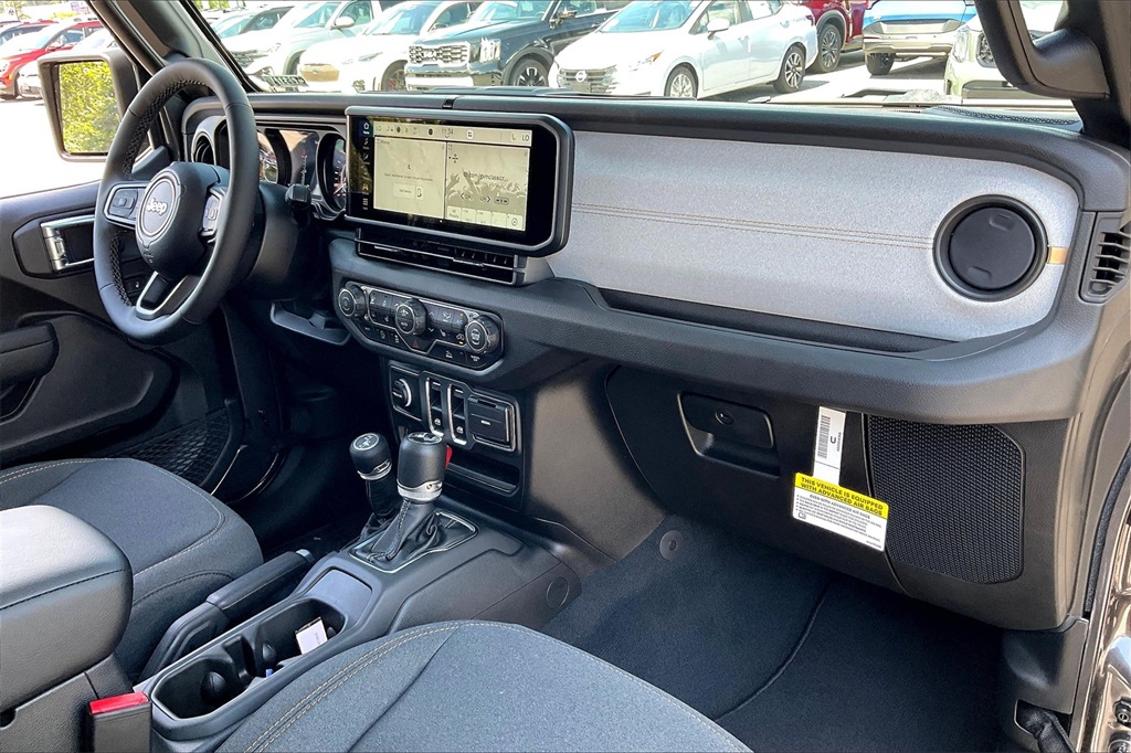 2025 Jeep Wrangler Sport S - Photo 10