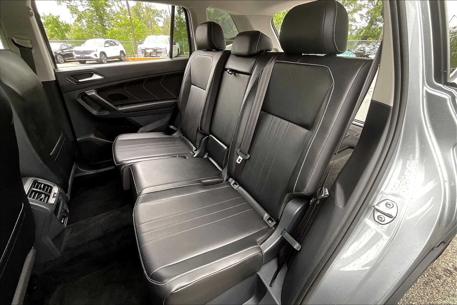 2024 Volkswagen Tiguan SE - Photo 15