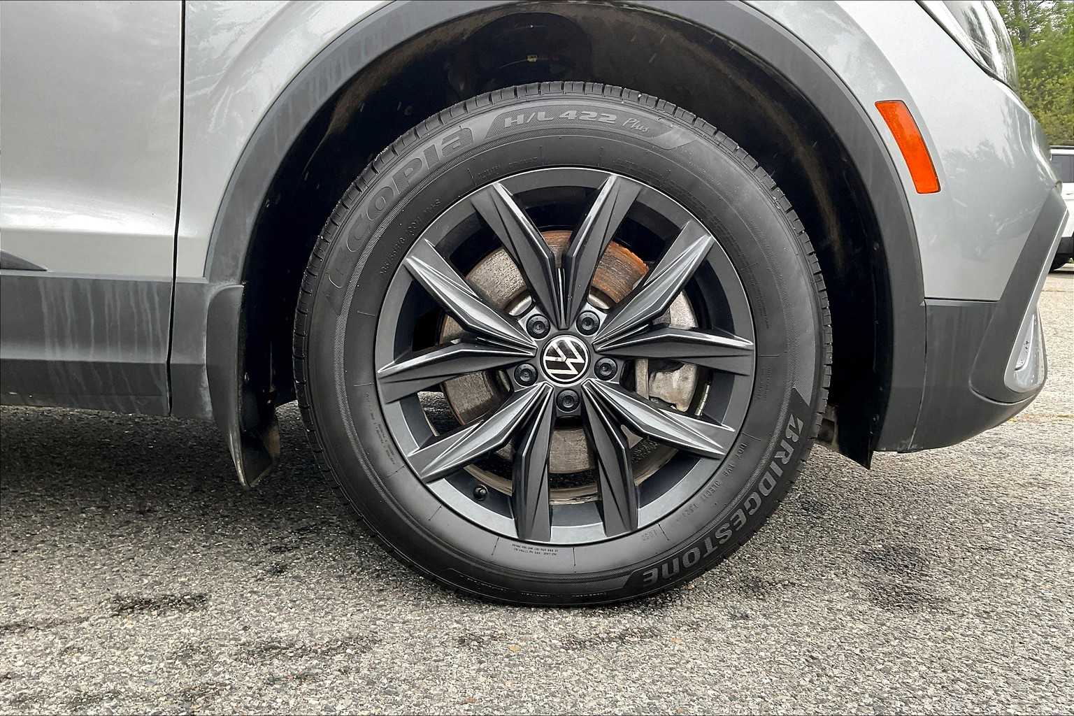 2024 Volkswagen Tiguan SE - Photo 7