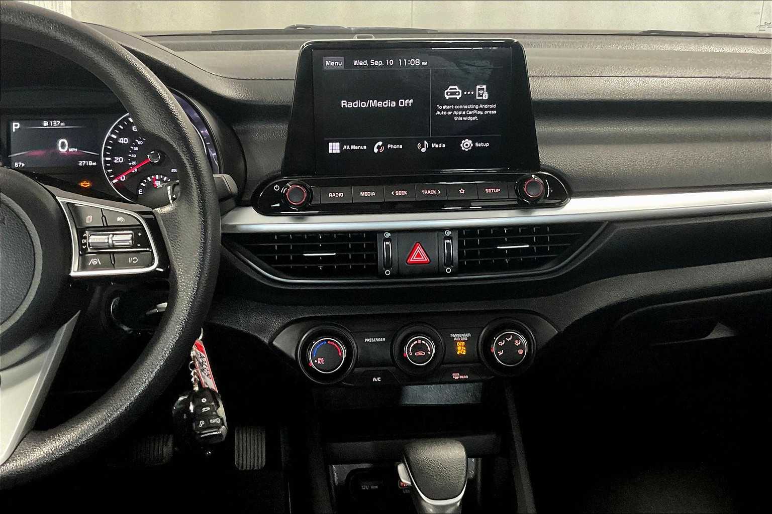 2024 Kia Forte LXS - Photo 18