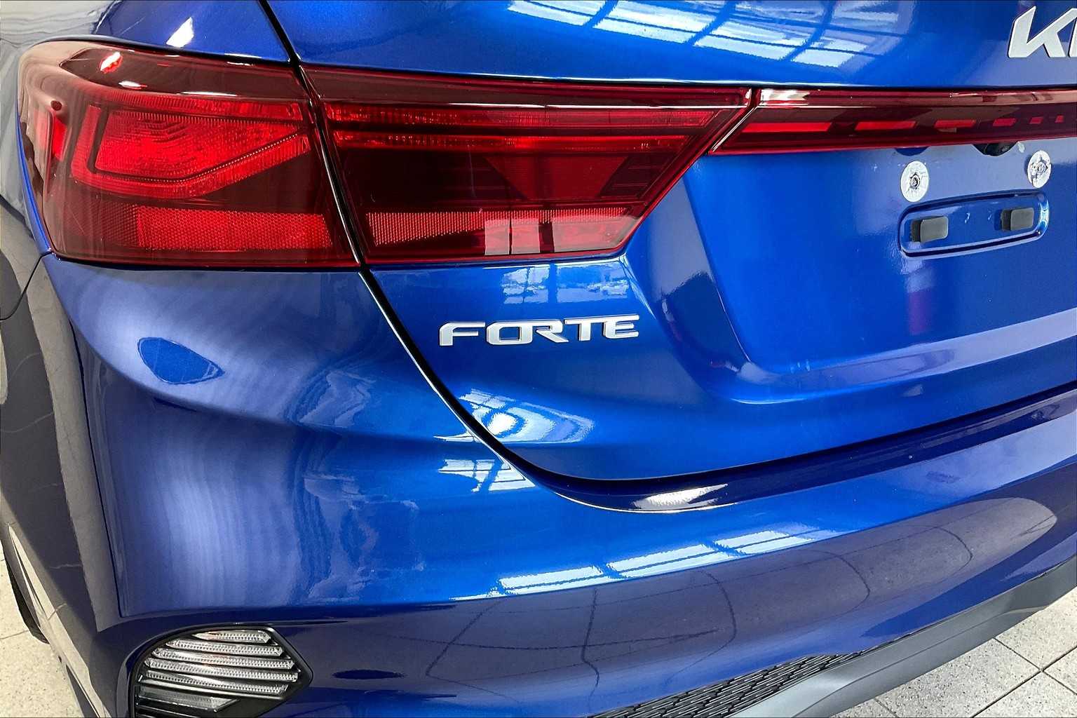 2024 Kia Forte LXS - Photo 27