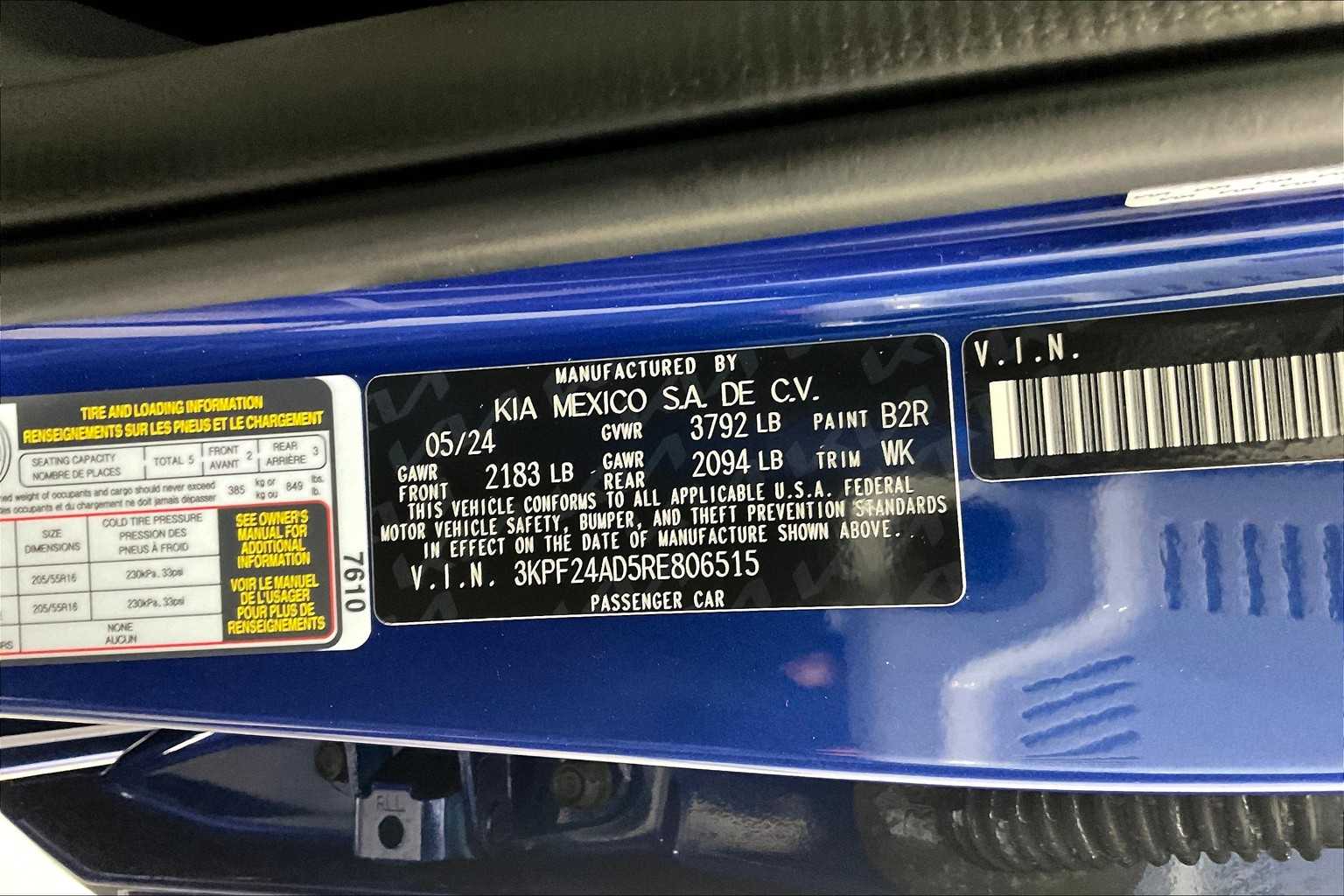 2024 Kia Forte LXS - Photo 34
