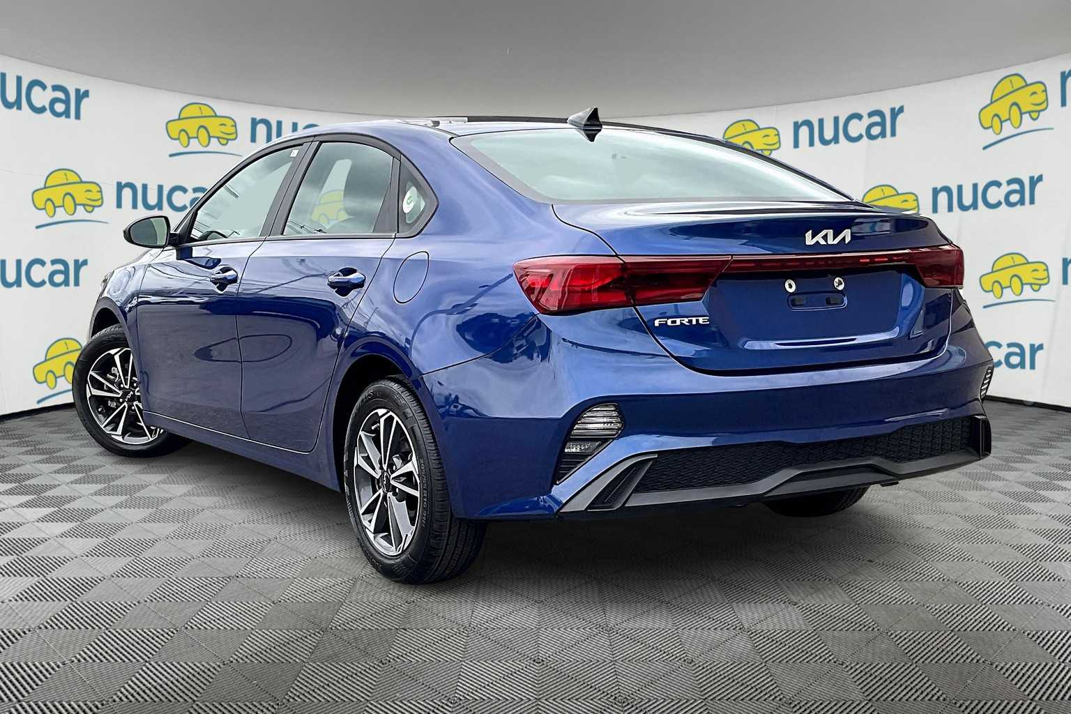2024 Kia Forte LXS - Photo 4