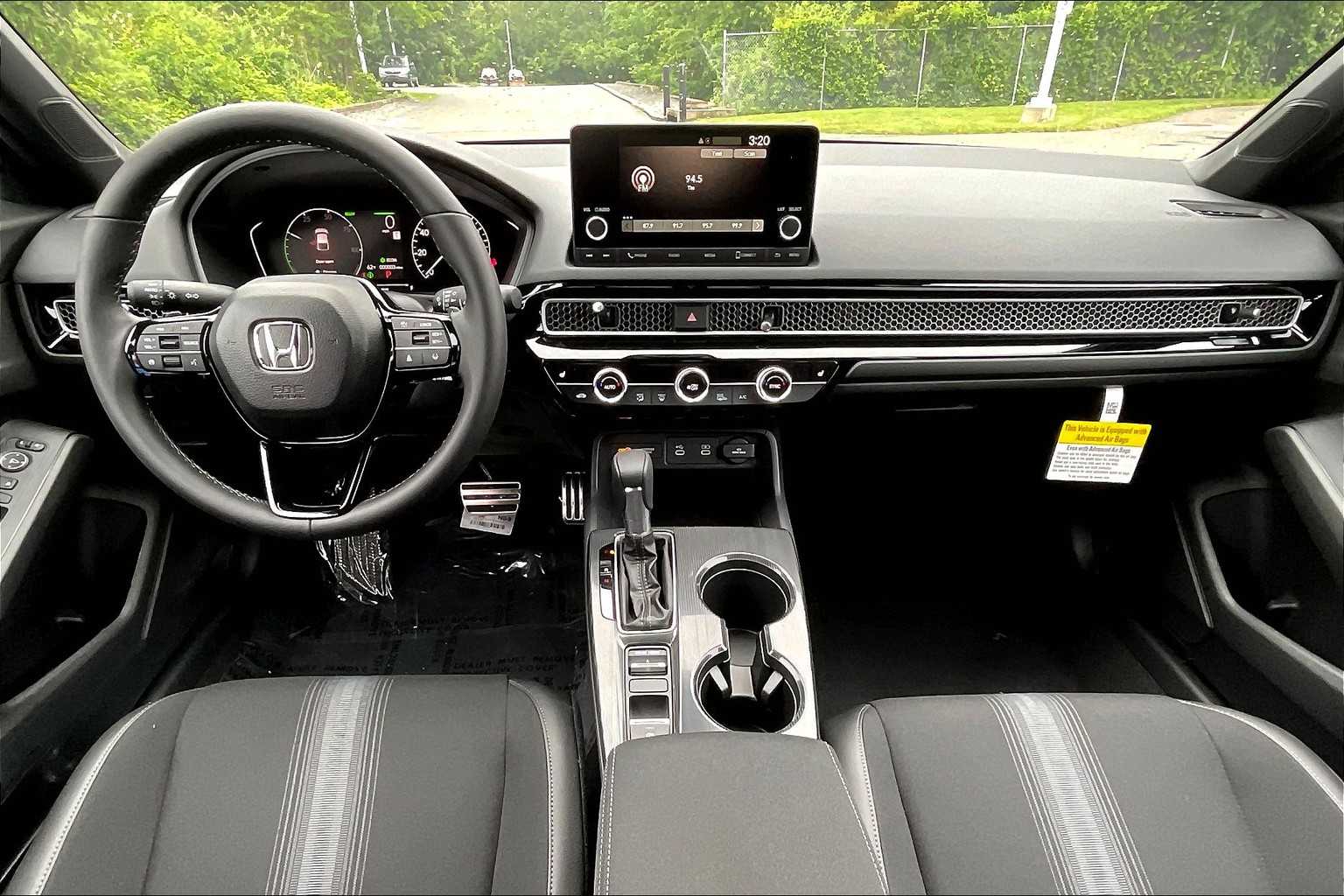 2025 Honda Civic Hatchback Hybrid Sport - Photo 12
