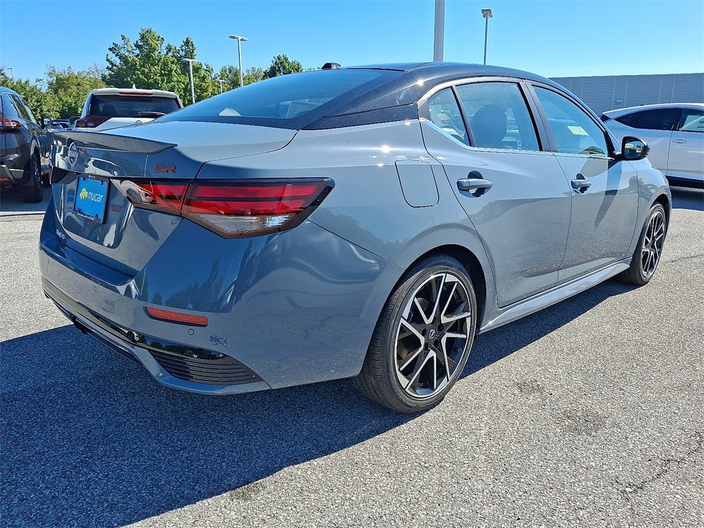 2025 Nissan Sentra SR - Photo 4