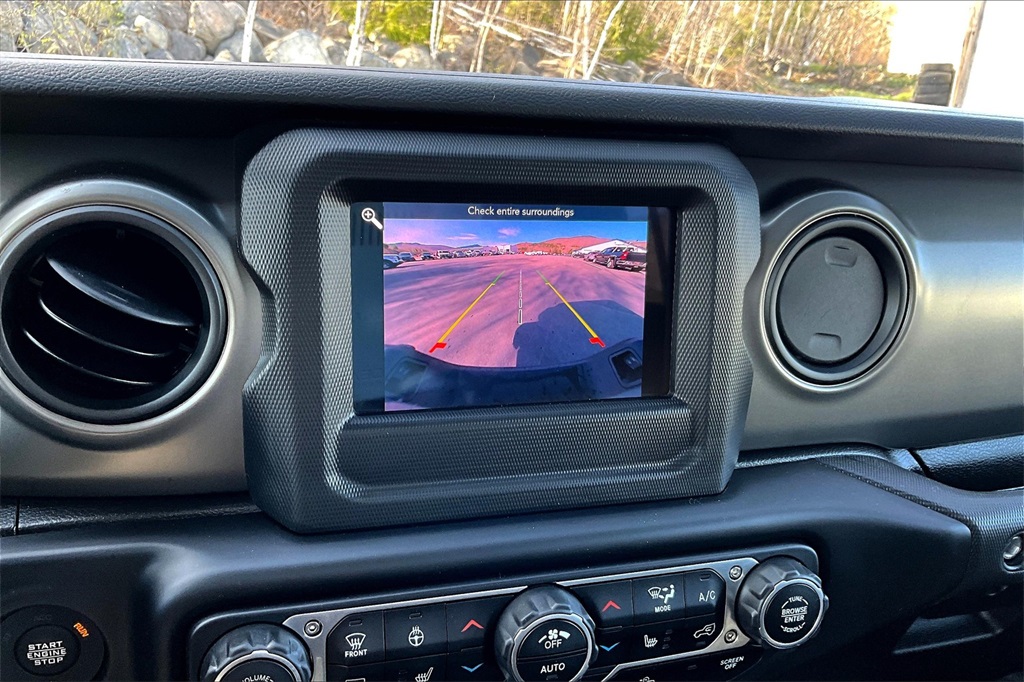 2023 Jeep Gladiator Willys - Photo 19
