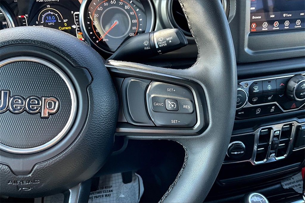 2023 Jeep Gladiator Willys - Photo 24