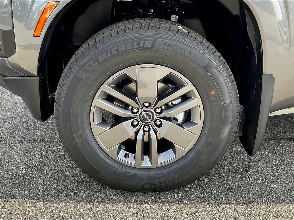 2026 Nissan Frontier SV - Photo 8