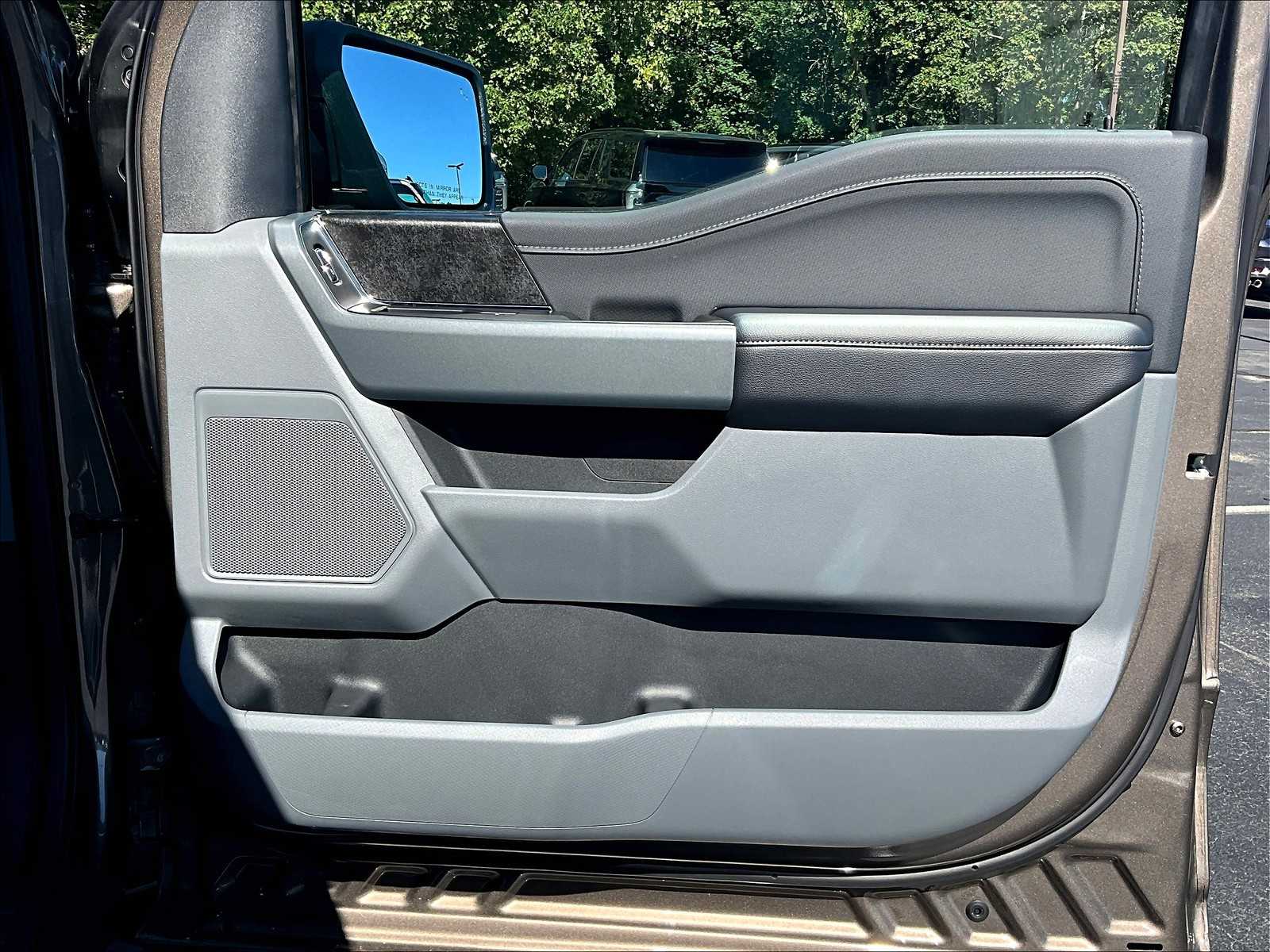 2023 Ford F-150 XLT - Photo 12