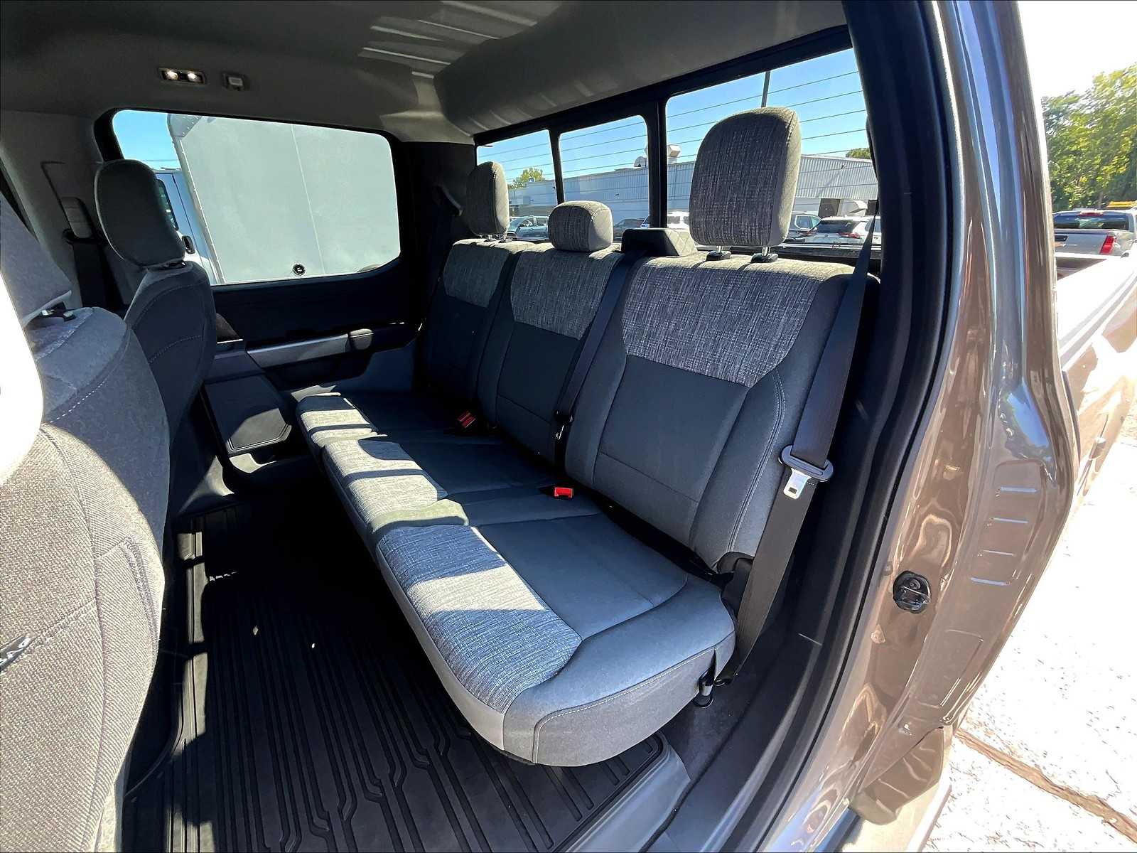 2023 Ford F-150 XLT - Photo 14