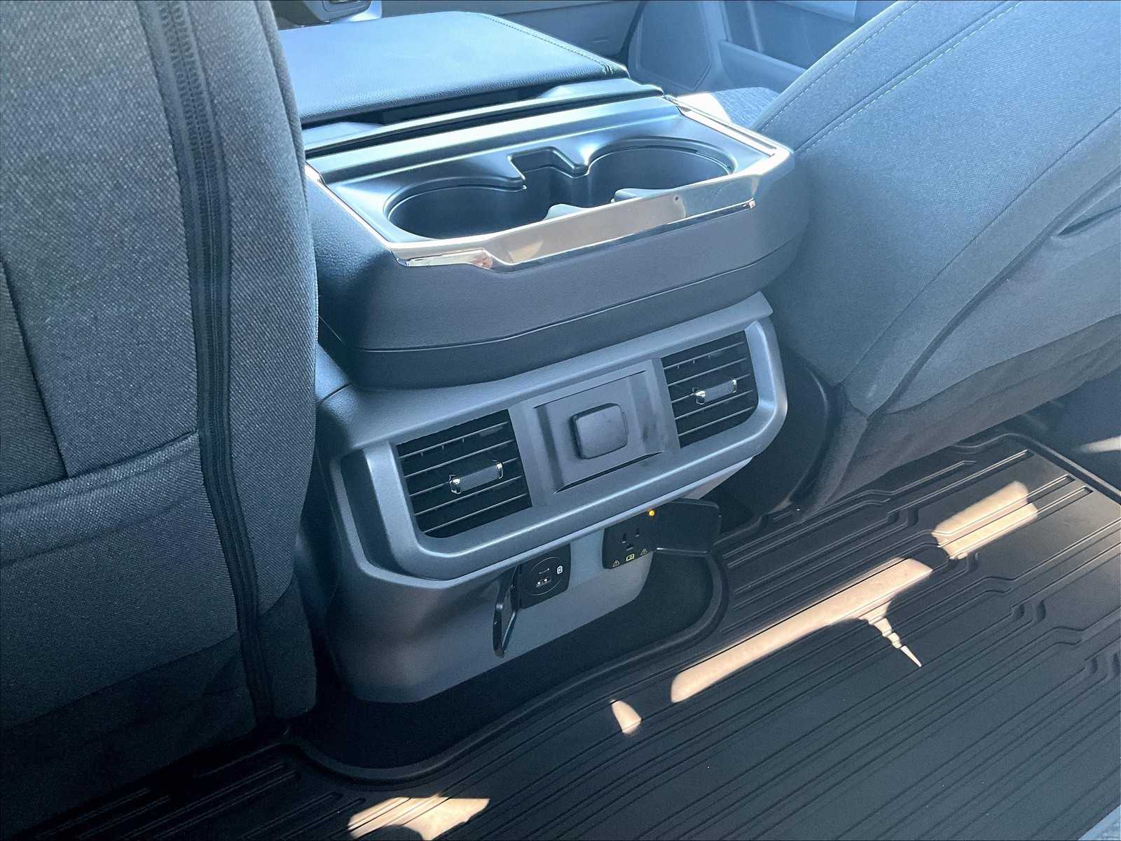 2023 Ford F-150 XLT - Photo 28
