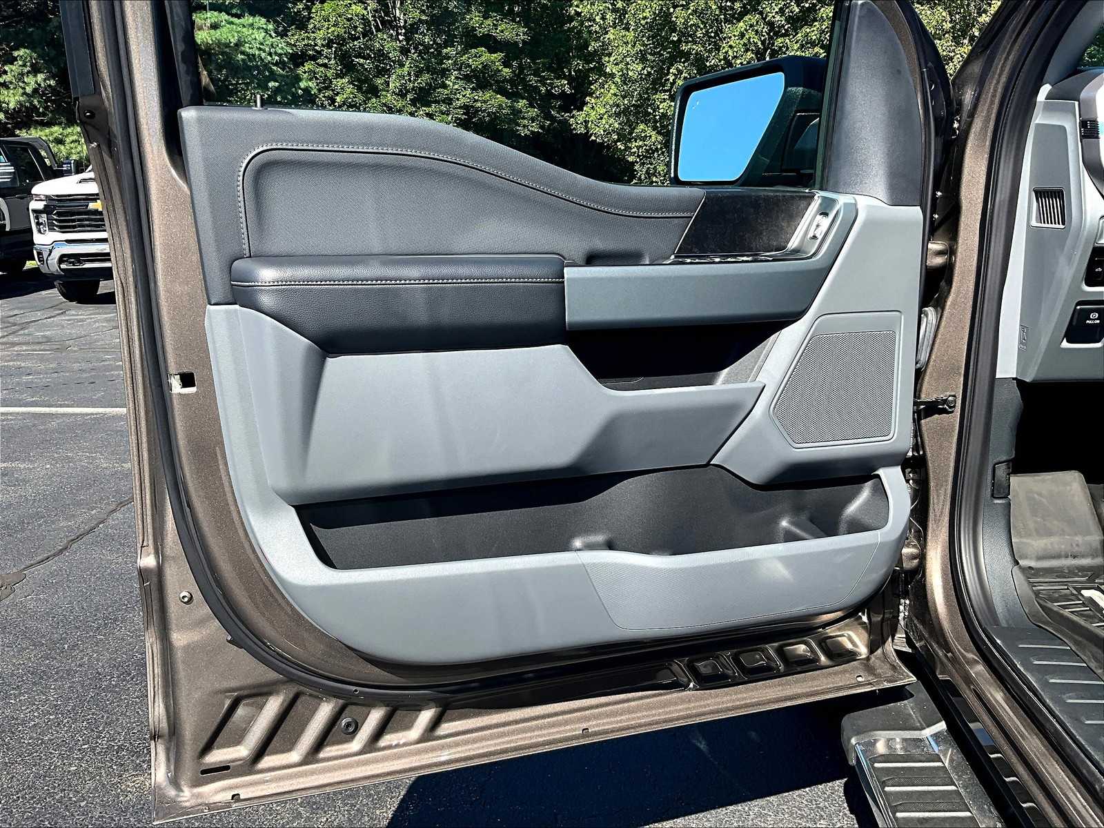 2023 Ford F-150 XLT - Photo 9