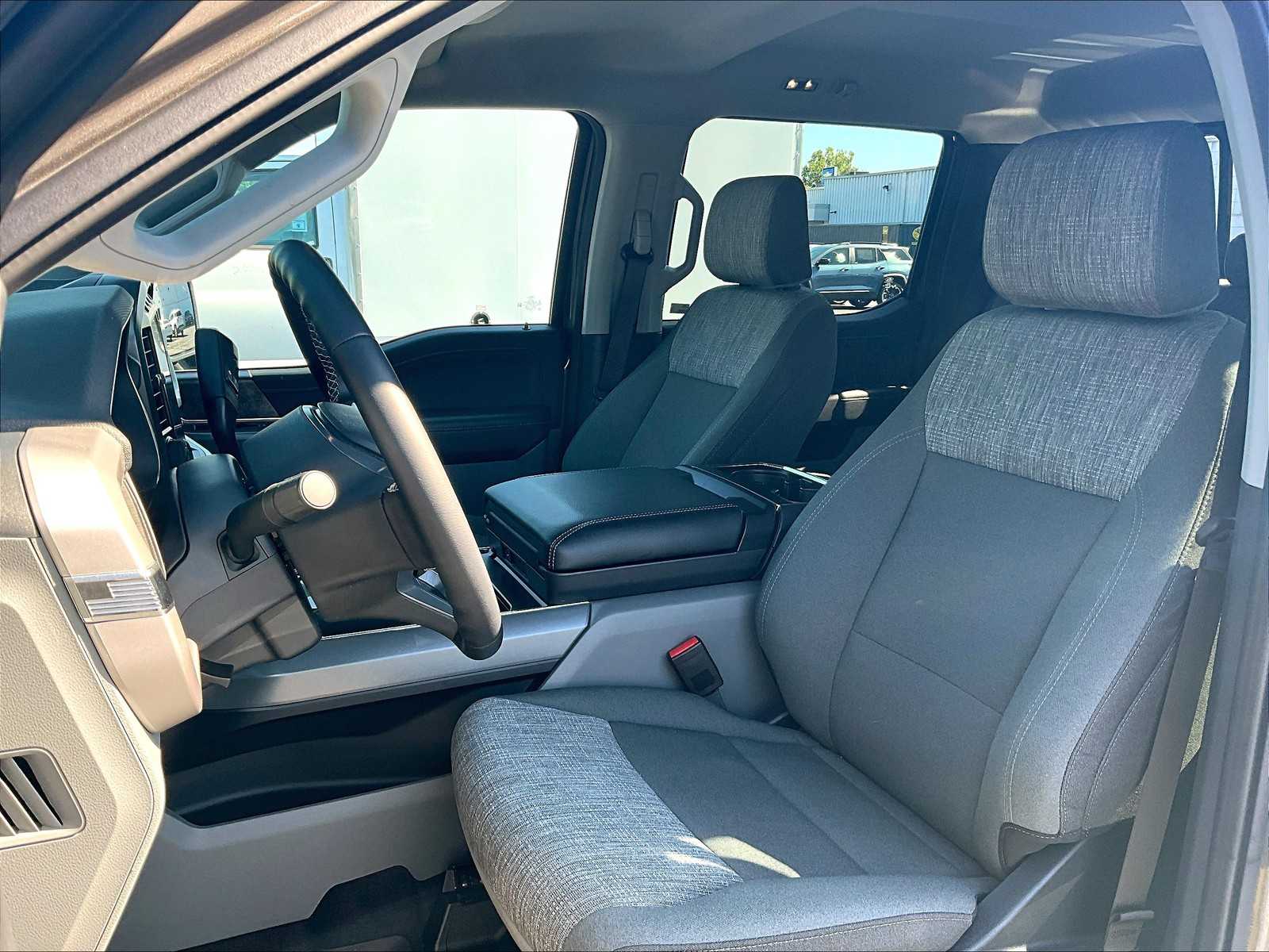 2023 Ford F-150 XLT - Photo 10