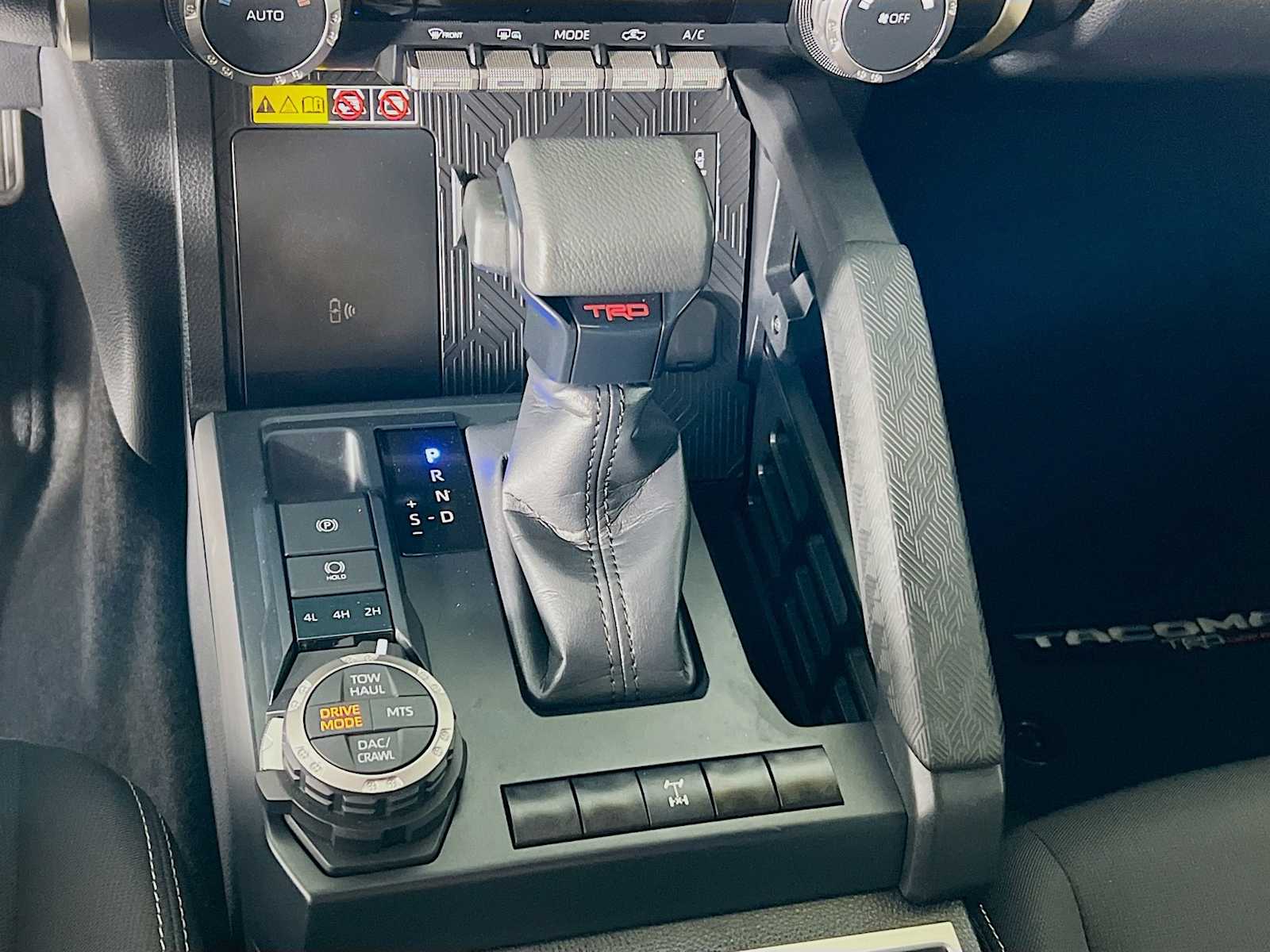 2024 Toyota Tacoma TRD Off Road - Photo 17