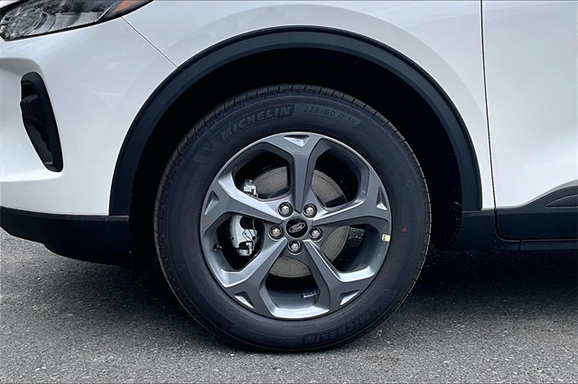 2025 Ford Escape ST-Line - Photo 13