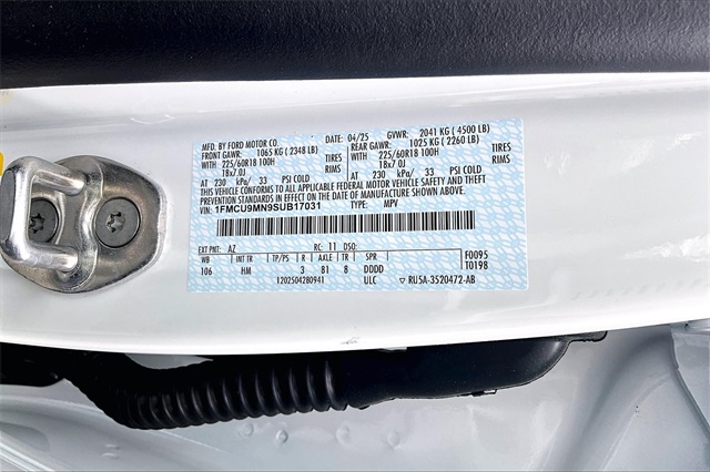 2025 Ford Escape ST-Line - Photo 14