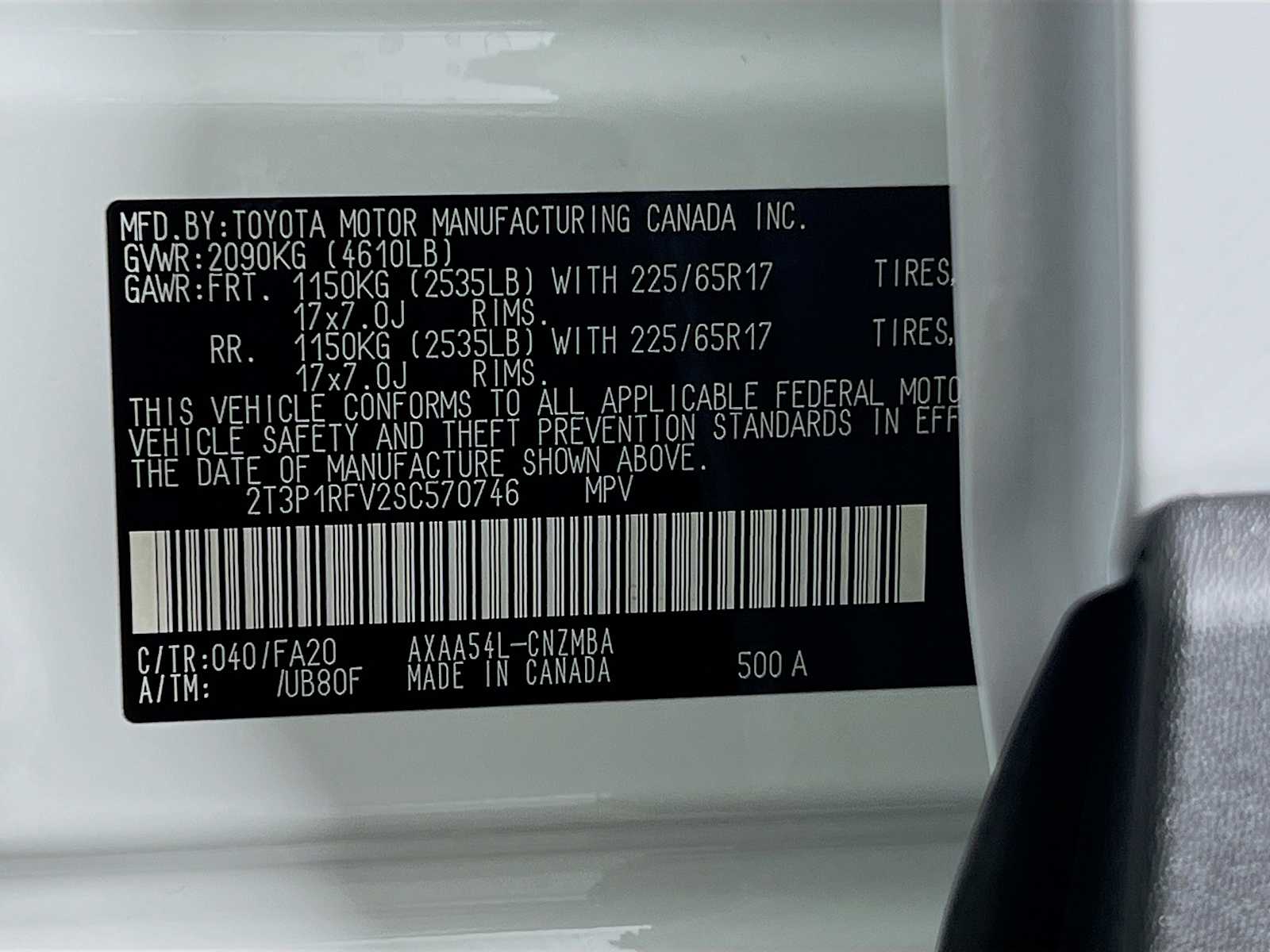 2025 Toyota RAV4 XLE - Photo 20