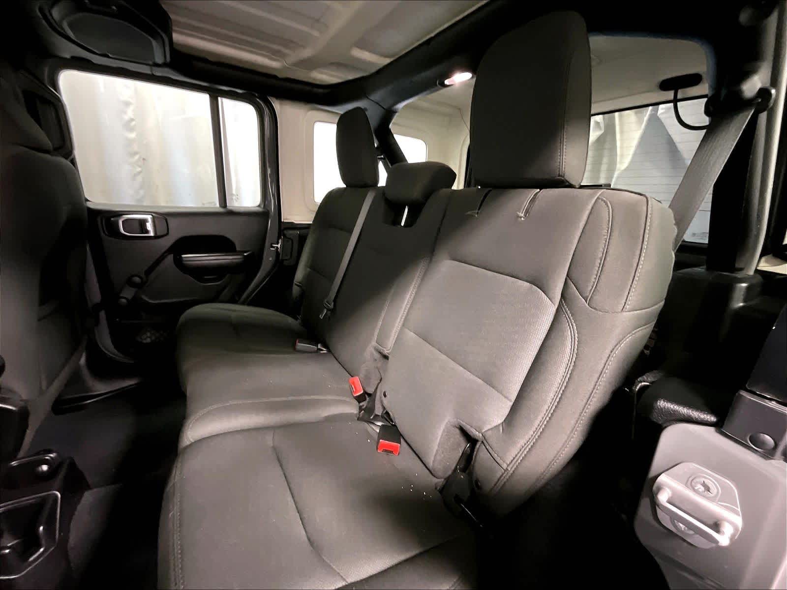 2018 Jeep Wrangler Unlimited Sport - Photo 15