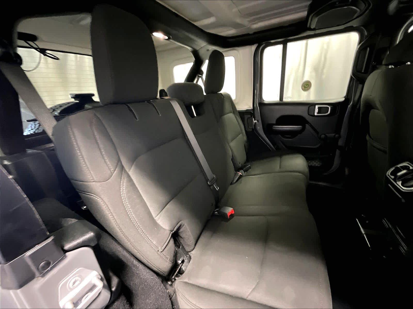 2018 Jeep Wrangler Unlimited Sport - Photo 16