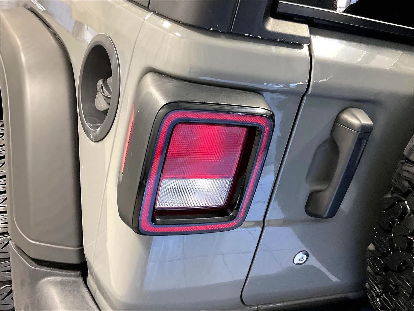2018 Jeep Wrangler Unlimited Sport - Photo 32