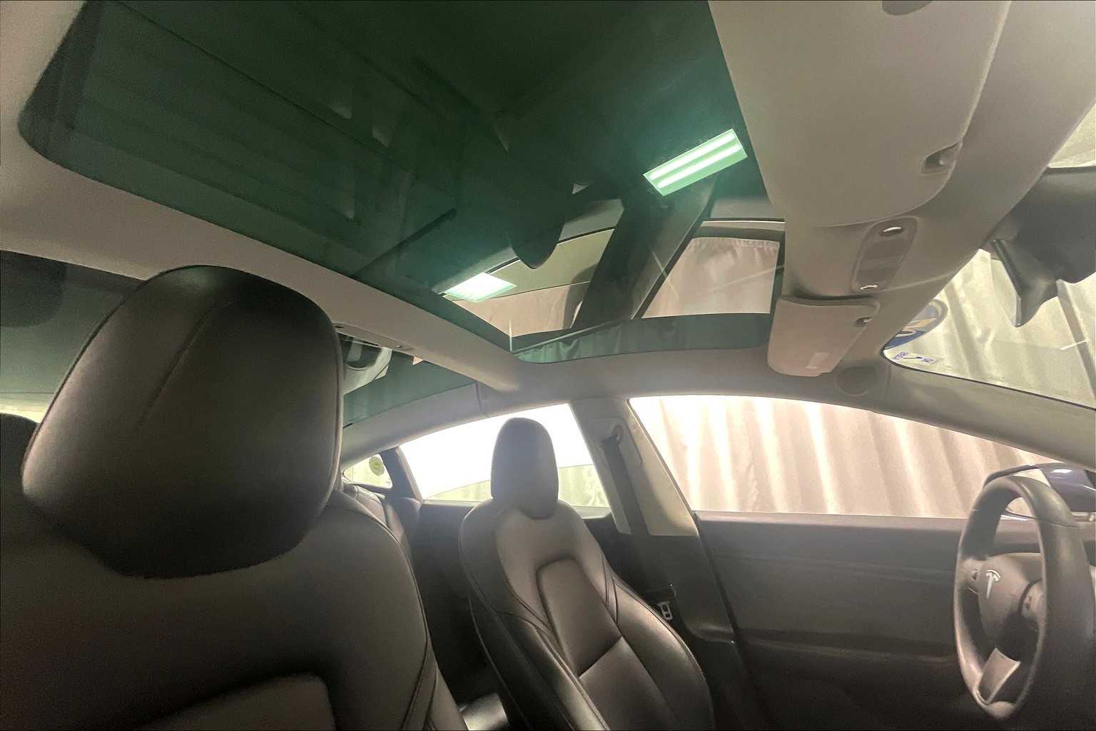 2020 Tesla Model 3 Long Range - Photo 22