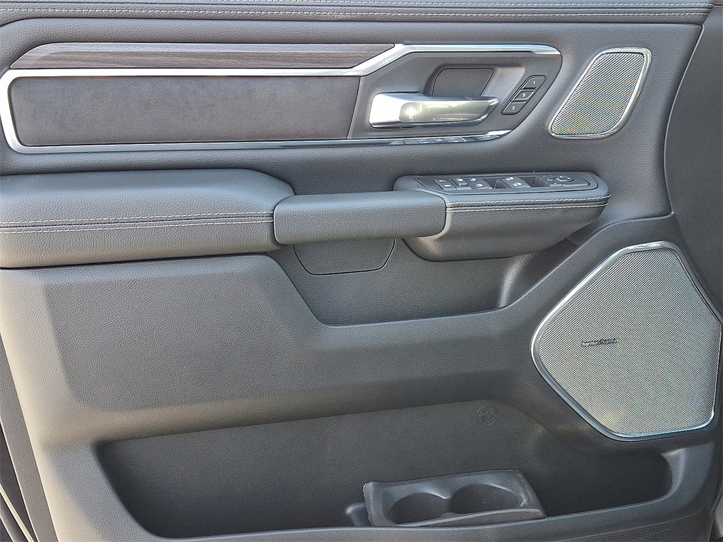 2026 Ram 1500 Laramie - Photo 8