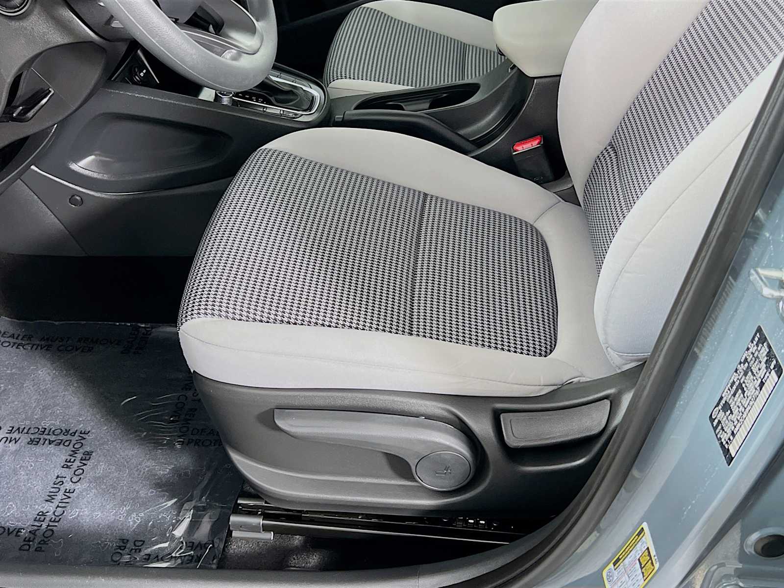 2022 Hyundai Kona SE - Photo 19