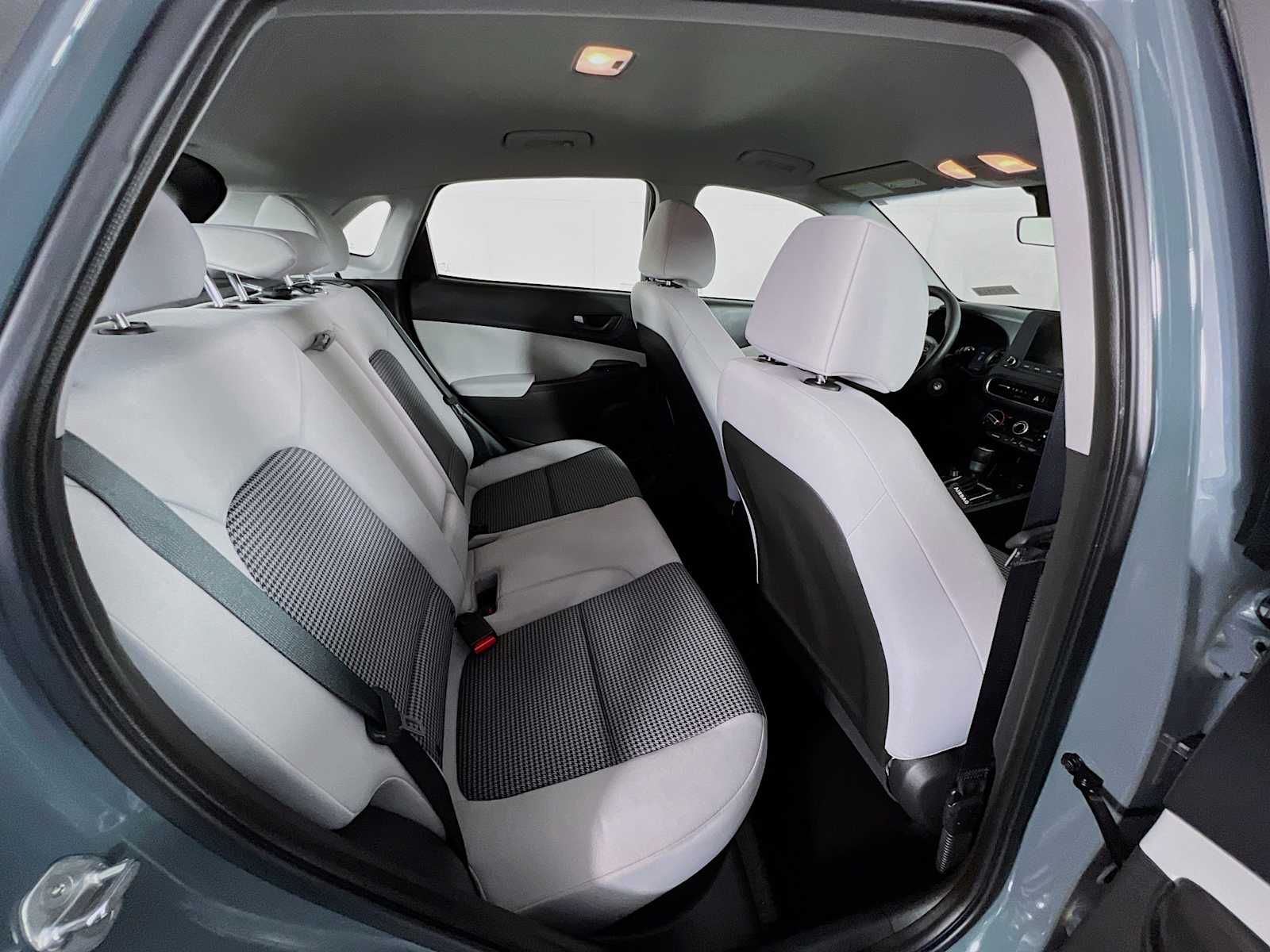 2022 Hyundai Kona SE - Photo 25