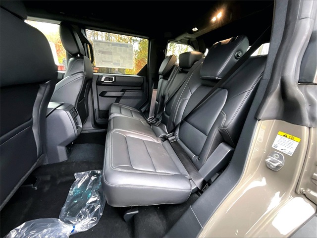 2025 Ford Bronco Outer Banks - Photo 11