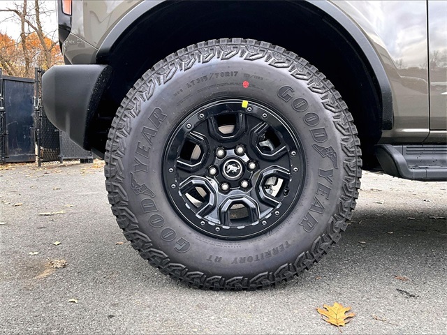 2025 Ford Bronco Outer Banks - Photo 13