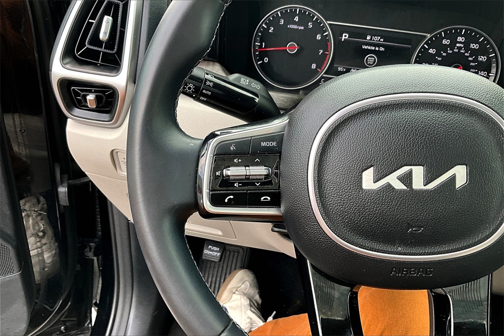 2022 Kia Sorento S - Photo 24
