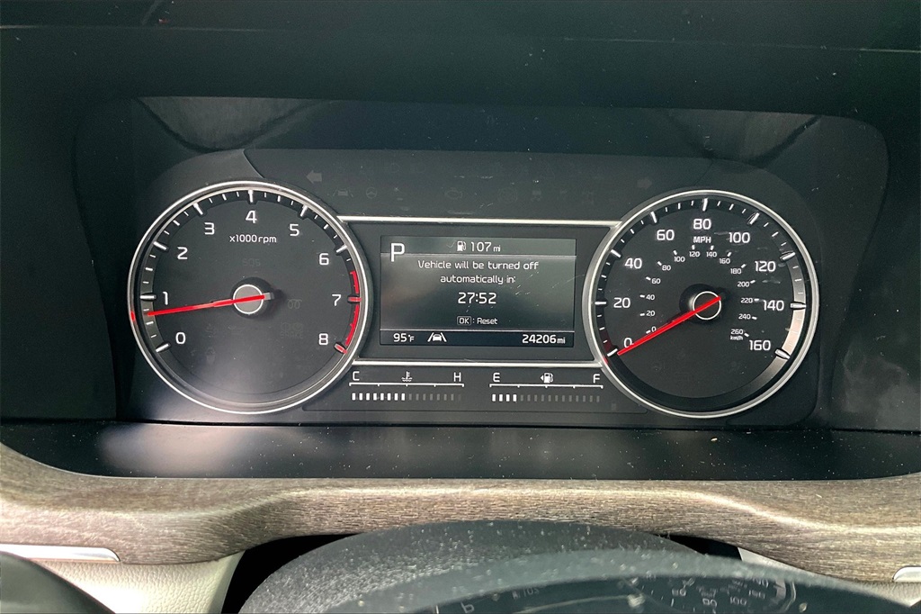 2022 Kia Sorento S - Photo 26