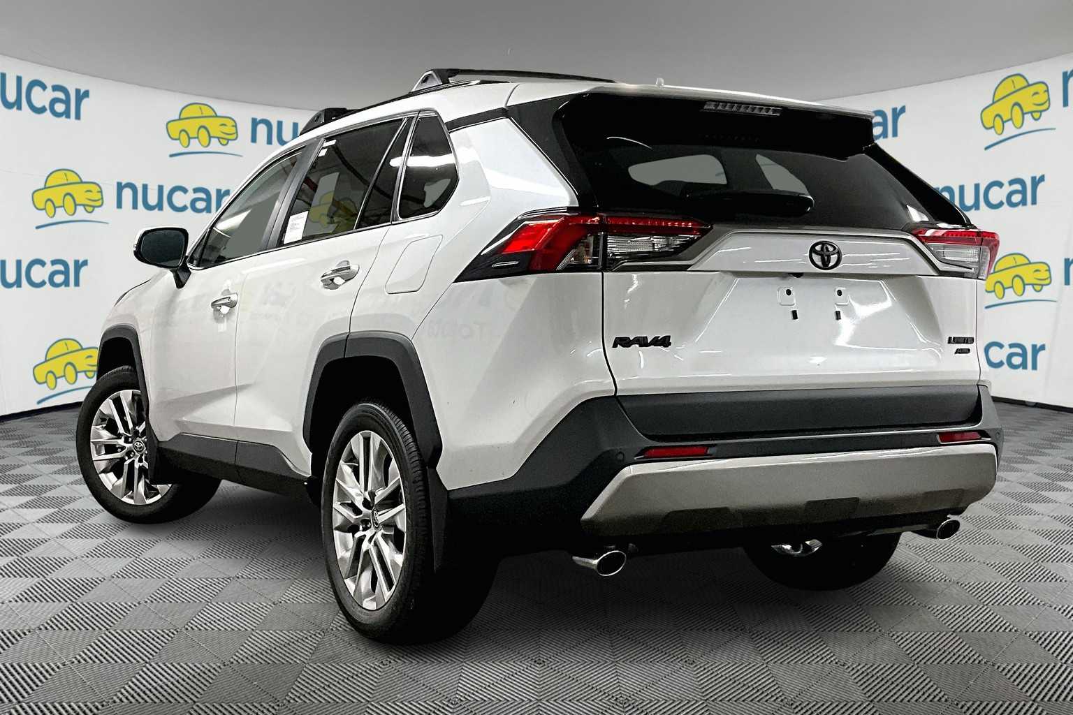 2025 Toyota RAV4 Limited - Photo 5