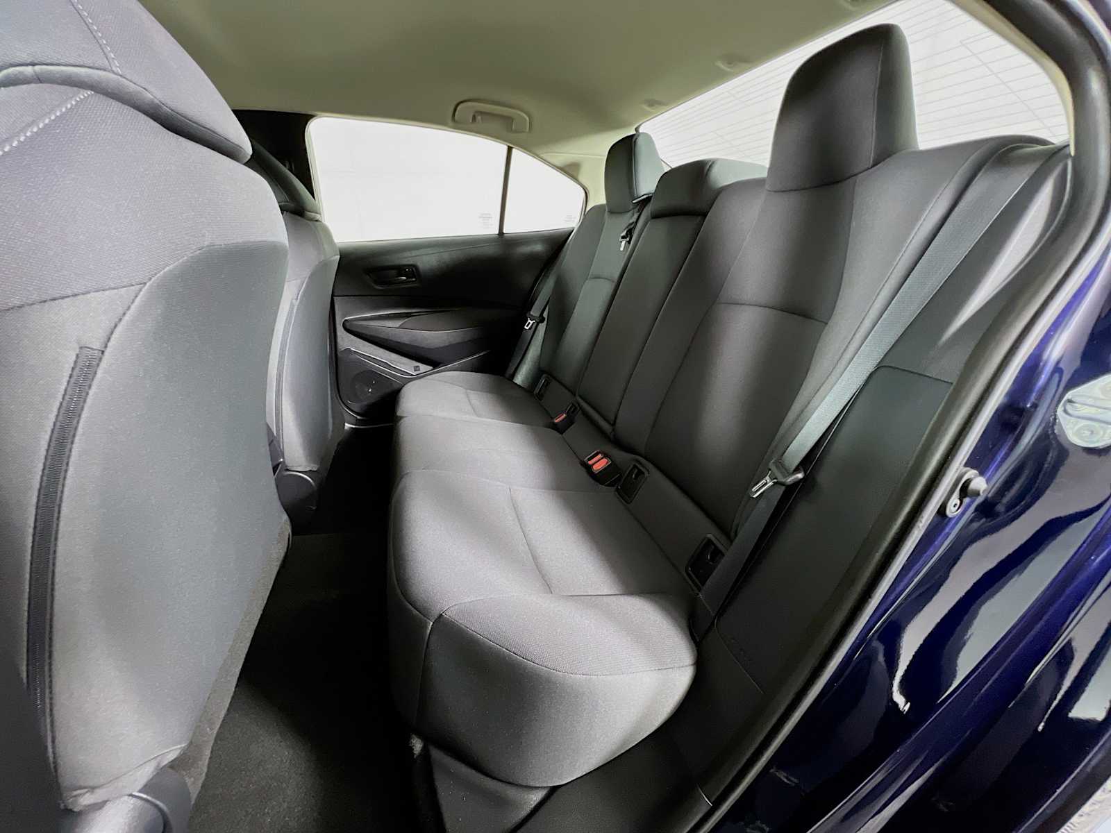 2022 Toyota Corolla LE - Photo 23