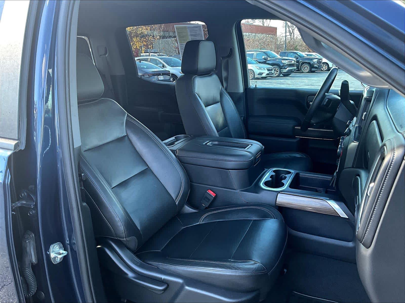 2020 Chevrolet Silverado 1500 RST - Photo 11