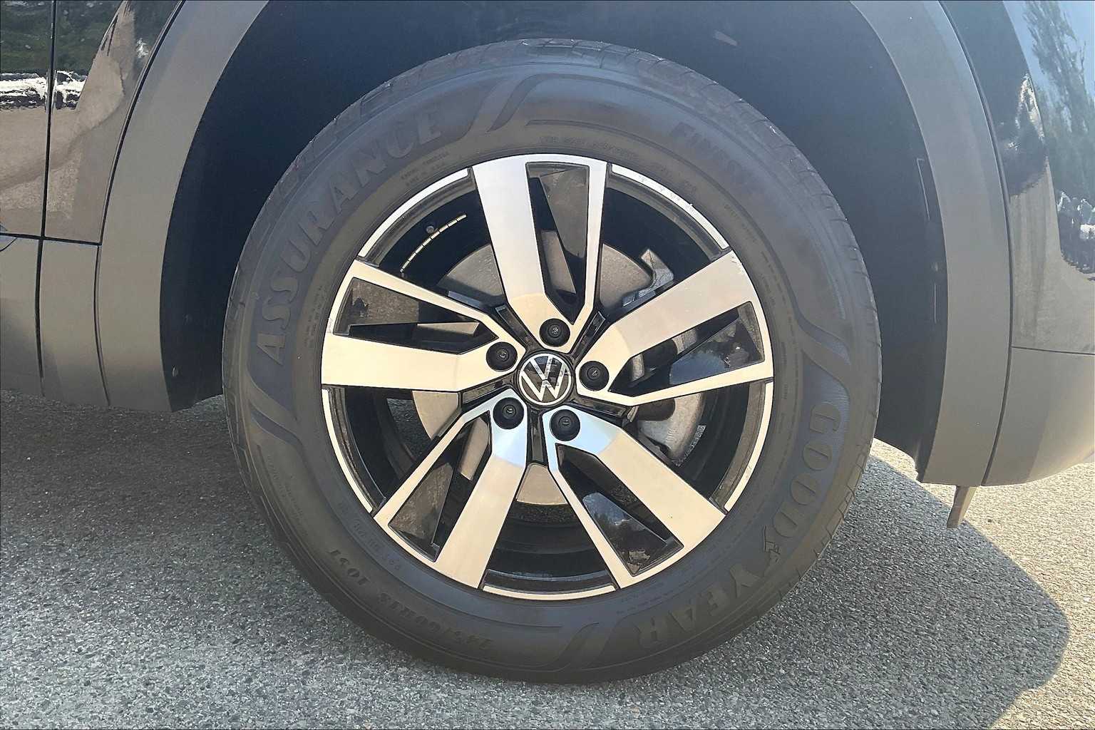 2022 Volkswagen Atlas 2.0T SE - Photo 7