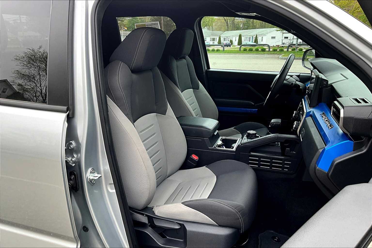 2024 Toyota Tacoma TRD Off Road - Photo 11