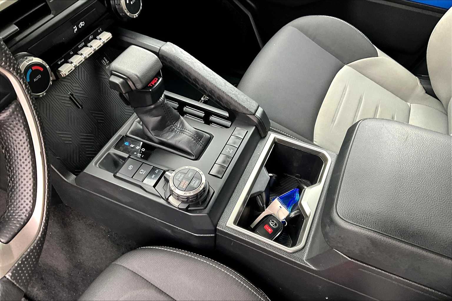 2024 Toyota Tacoma TRD Off Road - Photo 20