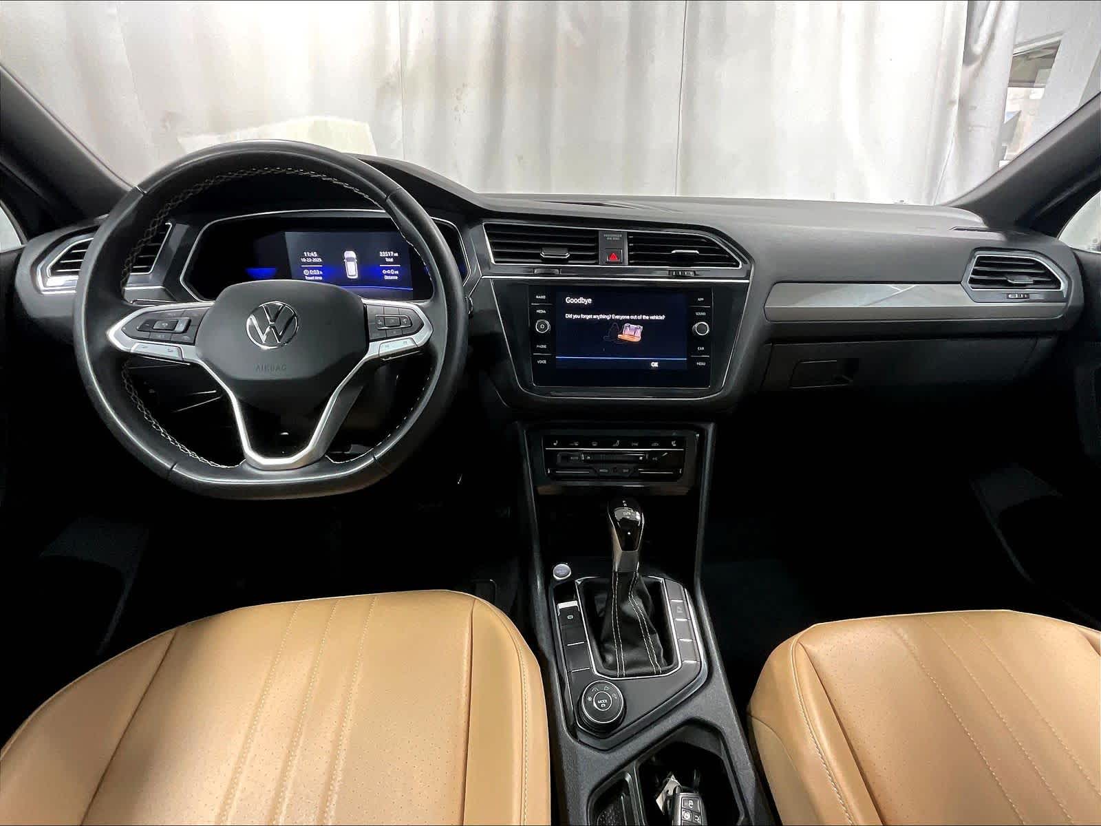 2022 Volkswagen Tiguan SE - Photo 21