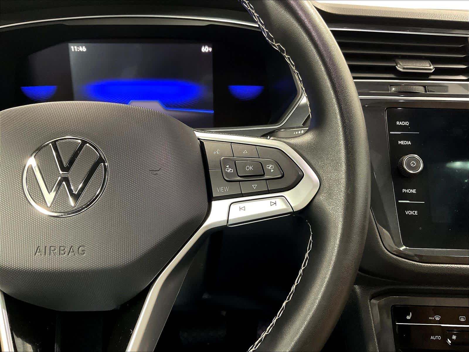 2022 Volkswagen Tiguan SE - Photo 24