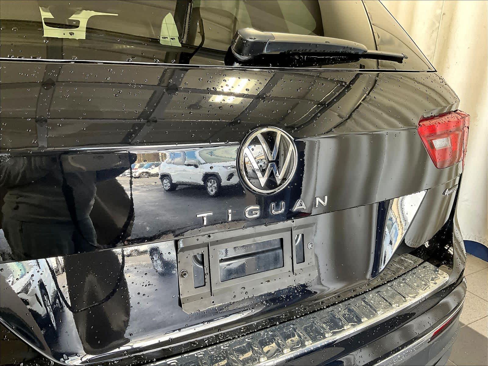 2022 Volkswagen Tiguan SE - Photo 29