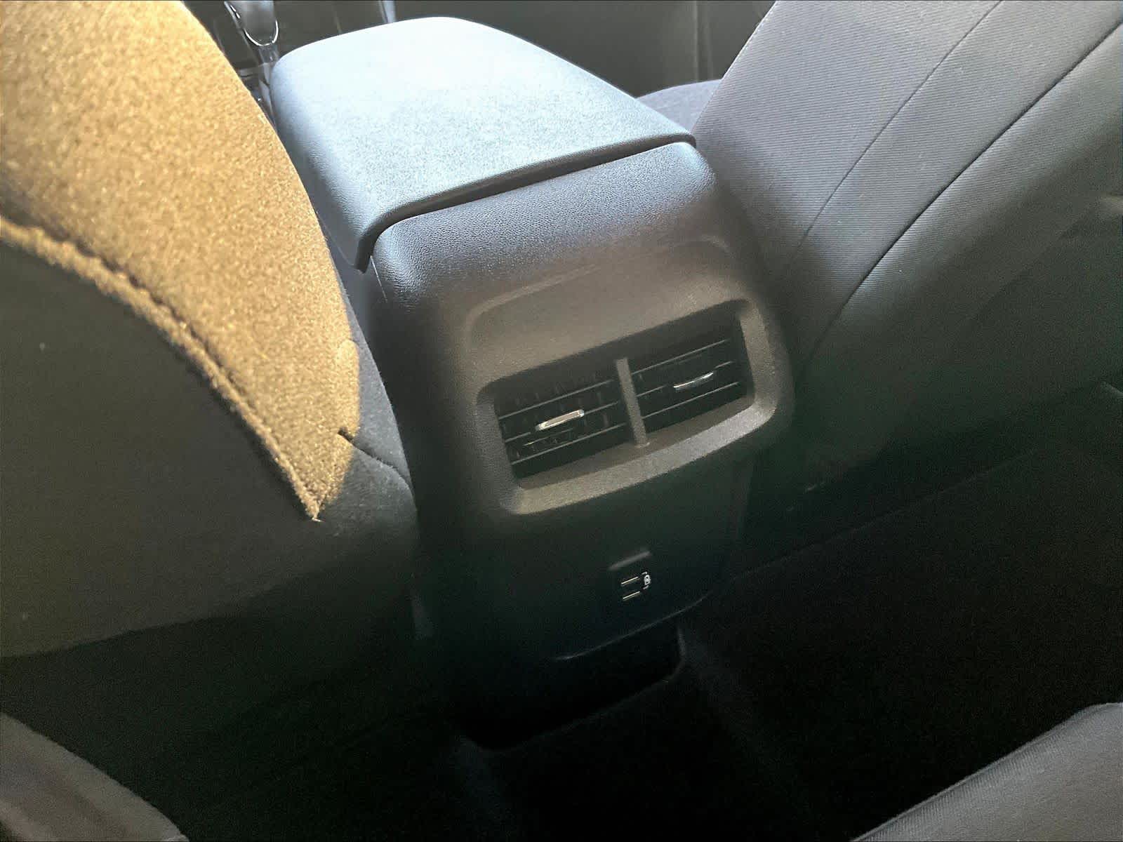 2022 Chevrolet Equinox LT - Photo 28